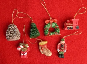 Christmas Mini Trim a Tree Ornaments lot of 7 Wreath, Acorn, Train, Soldier etc. - Picture 1 of 3