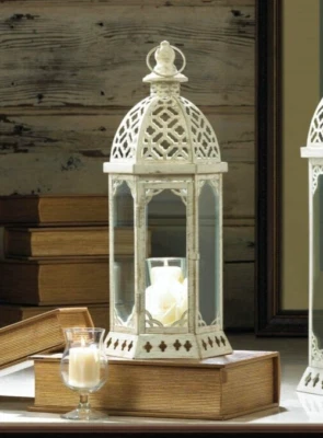 Linterna de vela blanca pequeña envejecida elegante Foto 1 de 4