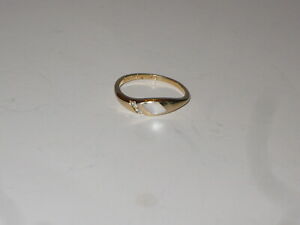 VINTAGE KABANA 14K YELLOW GOLD & MOTHER OF PEARL INLAY DIAMOND RING SIZE 4.25