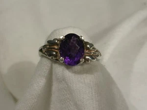 Women's 8x6mm Amethyst ring Sz 6 - Picture 1 of 1