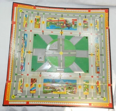 Tablero de juego vintage para juego Matchbox Traffic Foto 1 de 4