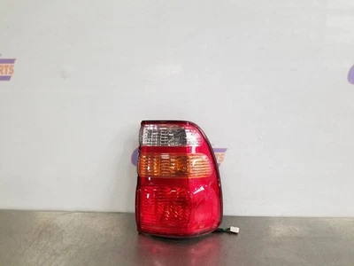 98 1998 TOYOTA LANDCRUISER QUARTO PAINEL LANTERNA TRASEIRA PASSAGEIRO DIREITO  - Imagem 1 de 4