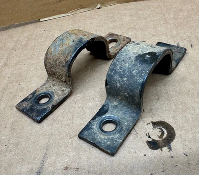 95-01 Ford Explorer 8.8 "Barra oscilante traseira estabilizadora barra conjunto de suporte de montagem fabricante de equipamento original - Imagem 1 de 4