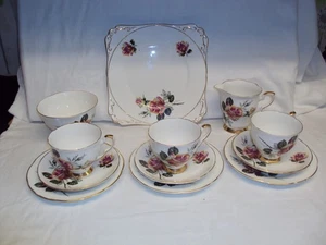 Juego de té retro Royal Stafford Bone China 12 piezas rosas florales - Imagen 1 de 5