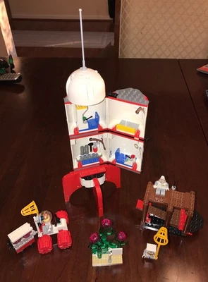 LEGO SpongeBob Rocket Ride (3831) 100% Complete W/ Instructions & Minifigures! - Image 1 of 4
