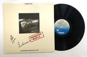 Jethro Tull: Ian Anderson & Martin Barre Autographed "Promotion Manual" Album - Picture 1 of 2