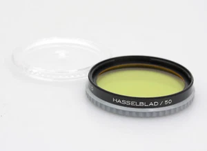 Hasselblad Series 50 / Bayonet 50mm Yellow 1.5x -0.5 Filter, with Case - Picture 1 of 4