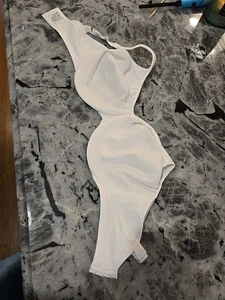 NWOT Bali Minimizer Underwire Bra #DF3385 White Smoothing Comfort Size 34DDD - Picture 1 of 4
