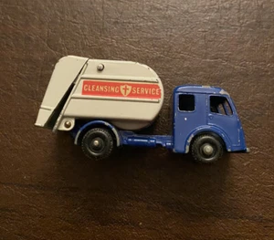 Matchbox Lesney TIPPAX REFUSE COLLECTOR # 15 Regular Wheels - Picture 1 of 5