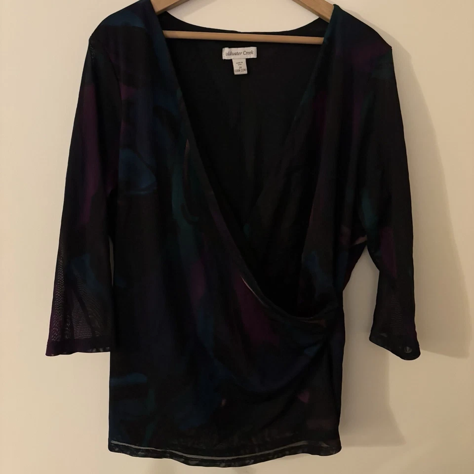 Camisa Top Coldwater Creek 2X Negra Púrpura Cuello en V Transparente Manga 3/4 Elastizada Foto 1 de 4