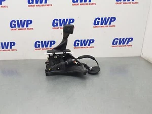 FORD EVEREST GEAR STICK SHIFTER UA, 07/15-05/22 - Picture 1 of 7