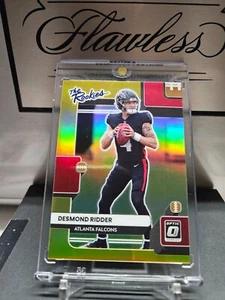 2022 Donruss Optic The Rookies Desmond Ridder #TR-3 SP Gold Holo Prizm #04/10 - Picture 1 of 3