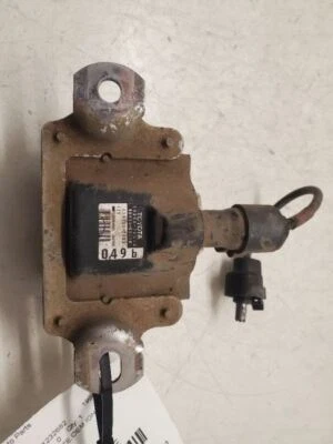 Toyota Previa, Coil/Ignitor, 1992-1999, 2.4L,4CYL, 2TZ-FZE, 19080-76010, OEM	 - Image 1 of 4