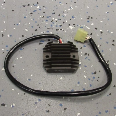 OEM Yamaha! Voltage Regulator / Rectifier 01-05 FZ1 & 98-16 V-STAR 650 XVS650 - Image 1 of 4