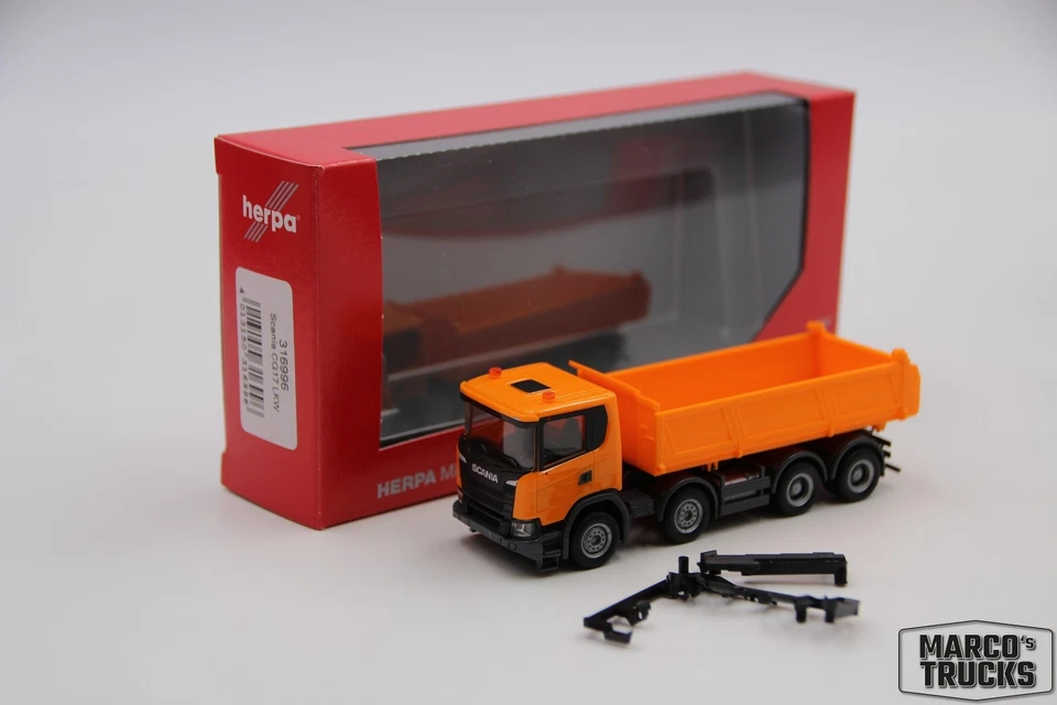 Herpa Scania XT17 Meiler 3-Seitenkipper 4axis, kommunalorange No. 316996 1:87 /H - image 1 of 1