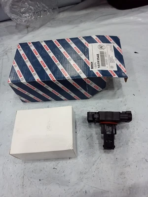 Mass Air Flow MAF Sensor 10393948 For Chevrolet Silverado 1500 GMC Sierra 1500 - Imagem 1 de 4