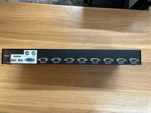 TRENDnet TK-803R 8-Port PS/2-USB Rackmountable Desktop KVM Switch - Bild 1 von 2