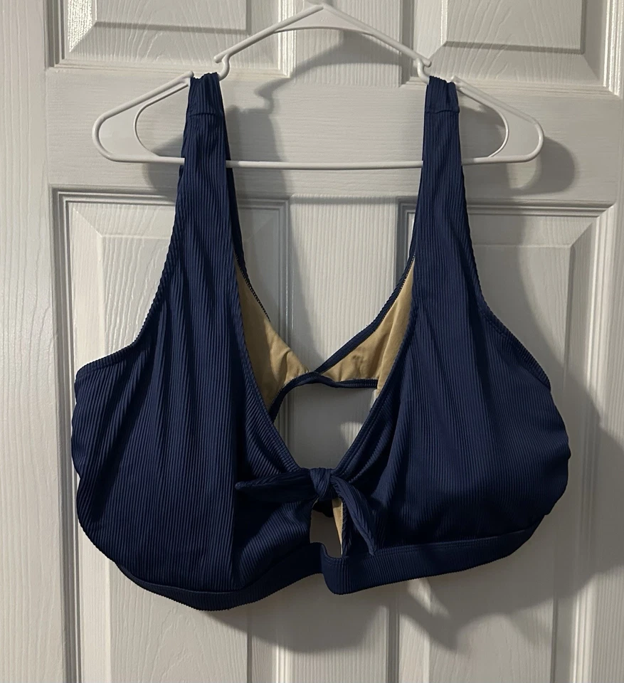 Conjunto de biquíni feminino 4x textura com nervuras azul marinho da Old Navy - Imagem 1 de 4