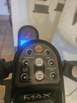 Bowflex Max Trainer Hardly  Used Payied 2,400.   1,000 OBO. Bruce 7196960671 - Image 1 of 3