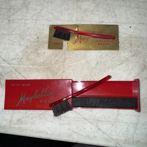 2 1950s MAYBELLINE RED SIGNED MASCARA BRUSH on GOLD CARD Vintage Celluloid Case - Picture 1 of 5