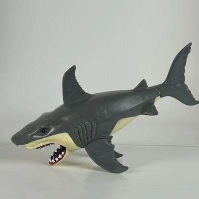 Figura de acción de juguete Great White Shark Chomping Jaw Animal Planet 2019 (ver video) Foto 1 de 4