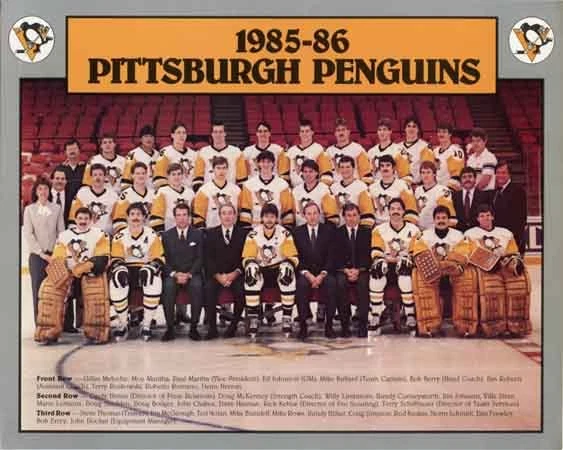 FOTO 8x10 del equipo de hockey de la NHL 1985-86 Pittsburgh Penguins  Foto 1 de 1