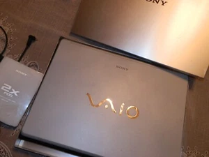 Sony Vaio Model PCG-7N2L Laptop Personal Comp Turns On, For Parts or Repair - Picture 1 of 5