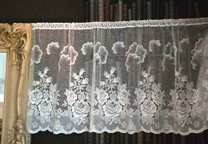 Vintage Cottages vignette cotton cafe curtain Nottingham lace valance brise Bise