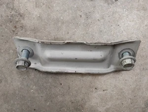 C5 Corvette leaf spring bracket 1997,1998,1999,200020,2001,2002,2003,2004 GM b1 - Picture 1 of 2
