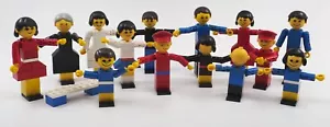 Vintage Bulk Lot of 1974 LEGO Set 200-1 Family Maxi-Figures +9 other figures. - Picture 1 of 13