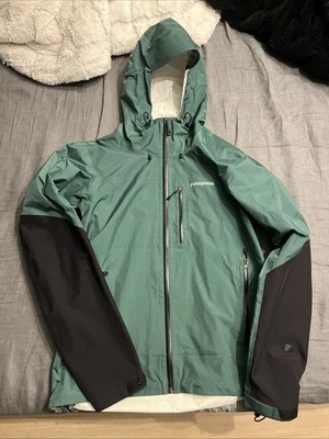 Patagonia Jacket Mens Medium Green Full Zip Torrentshell  H2No Rain Coat 84935 - Image 1 of 4