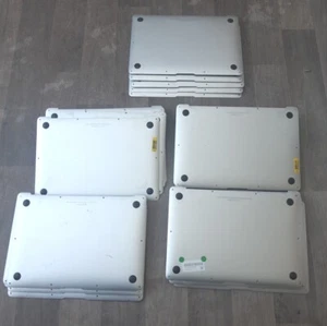 5 X CUSTODIA INFERIORE ORIGINALE APPLE MACBOOK AIR 13" A1466 2013 2014 2015 2017... - Foto 1 di 3