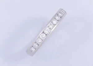 BEAUTIFUL Ladies Platinum & Round-Cut Diamond Wedding Band Ring 0.30ctw Size 4.5 - Picture 1 of 4