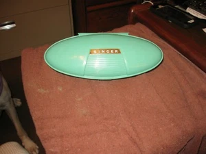 Ojal vintage Singer años 60 en estuche verde original con instrucciones - Imagen 1 de 3