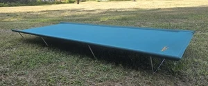 Cabelas Tienda Camping Cuna con Bolsa de Transporte Lona Verde 74"x30"x7" Bajo Perfil  - Imagen 1 de 11