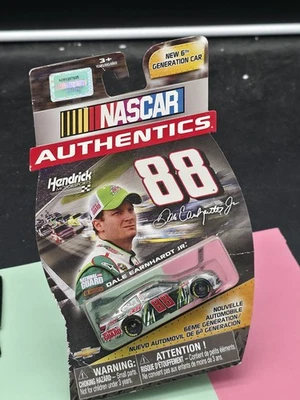 NASCAR Authentics 2012 1/64 Dale Earnhardt Jr #88 Diet Mt Dew Foto 1 de 2