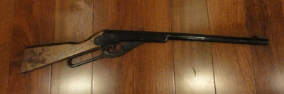 Vintage Daisy Buck Model 105B Lever BB Air Gun/ Rifle- Wood Stock Tested - Image 1 of 4