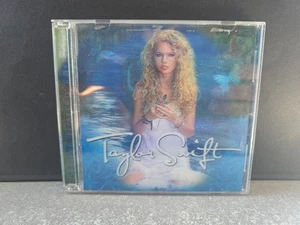 Taylor Swift Self-titled 2007 CD and DVD Deluxe Limited Edition with Lenticular - Imagen 1 de 8