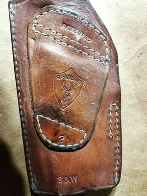 SAFARILAND #2 Leather Holster For  Smith&Wesson  - Image 1 of 4