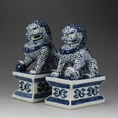 6" Blue and White Porcelain Pottery Fengshui Foo Fu Dog Guardion Door Lion Pair Foto 1 de 4
