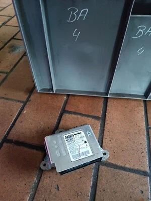 Renault Megane II CC EM0/1 Cabriolet Centralina Airbag 8200407548 - Immagine 1 di 4