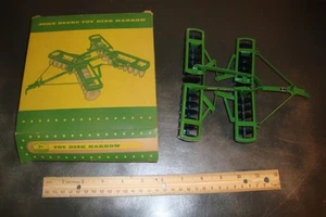 VINTAGE 1950s JOHN DEERE TOY DISK HARROW IN OVERALL VERY GOOD CONDITION - Picture 1 of 10