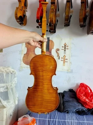 4/4 Violin Solid Flamed maple back spruce top hand Made nice sound - Image 1 of 4