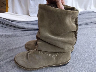 Lands End Boots Womens Size 8 Suede Brown Faux Fur Lined Mid Calf Slip On Winter - Image 1 of 4