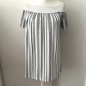 Zara Size L Navy White Striped Top Stretch On Off Shoulder Lace Neckline - Picture 1 of 11