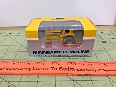 Tractor de alto detalle Minneapolis-Moline G1000 Vista 1/64 con dobles de SpecCast Foto 1 de 4