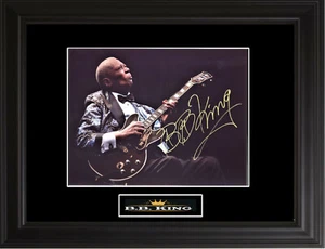 B. B. King Autographed Photo - Picture 1 of 1