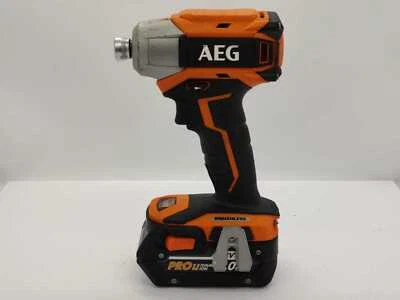 Kit de herramientas de fusión AEG 18V 2 piezas con baterías y cargador en estuche (usado) Foto 1 de 4