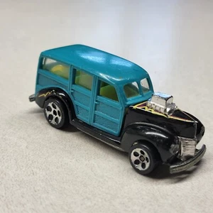 Hot Wheels 1979 Woody Station Wagon Black Teal Turquoise Blue 1:64 - Picture 1 of 4