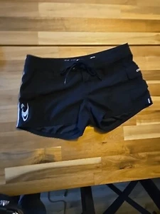 O'Neil Pacific 3" Black Board Shorts Swim Size 1/ 26 Beach Juniors Summer - Picture 1 of 4